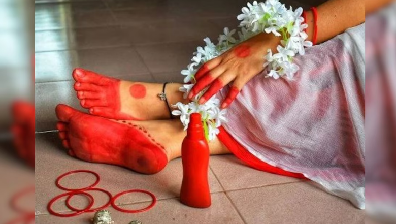 আলতা নিয়ে ক্যাপশন